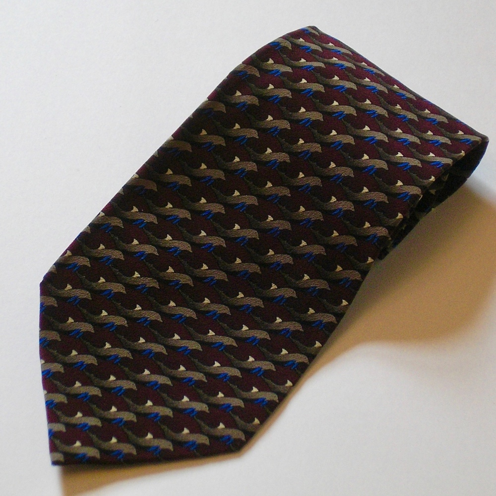 MEN'S TIE WITH DOLPHIN THEME FROM NATURE CONSERV.